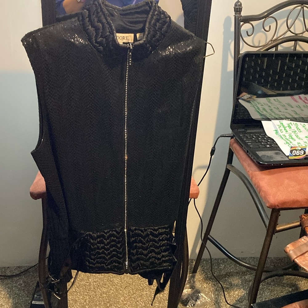 Adore evening vest, black